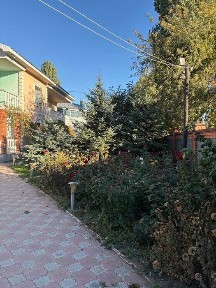 Продам коттедж в центре города в 12 мкр