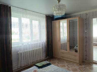 Продам дом на земле микрорайон айнабулак