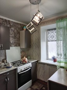 Продам однокомнатную 2этажТОРГ
