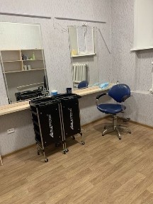 Сдам в аренду парикмахерскую «Ажар» в районе Манакбая