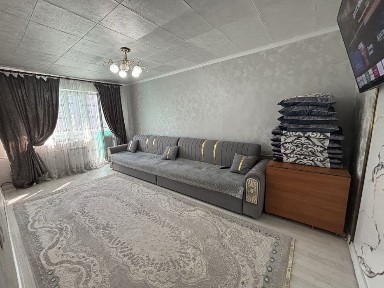 Продою квартиру 3 комнатною