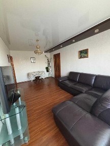 Продам 3-х комнатную квартиру- 20-ый МКР