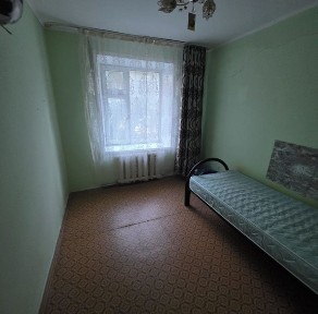Сдам 2 х комн центр