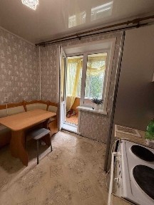 Продам 1 комнатную в 20 МКР!