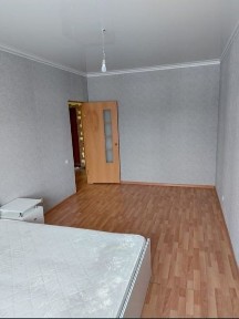 Продам современную однокомнатную ул. пл. 42 кв. м 7,8,9 мкр