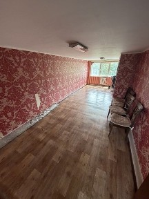 Дом с монсартом с баней с гаражом и летней кухней