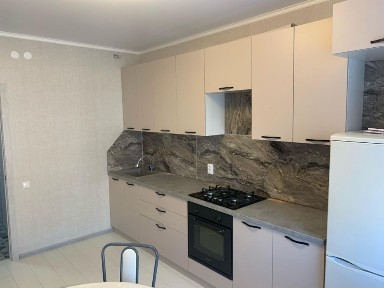 Сдам 1 ком квартиру в районе аэропорта микрорайон мендыгара