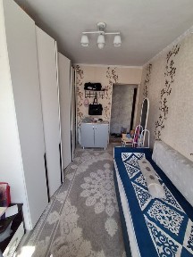Продам 2ком Кв 410 квартал. 4 Дом.