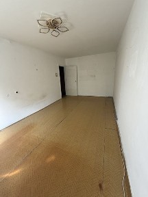 Продам 2 комн квартиру. Ленинградка 1/5