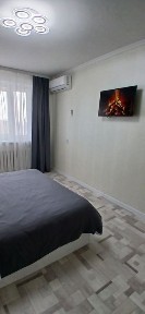 По суточно 1 комнатная квартира мкр строитель Уральске