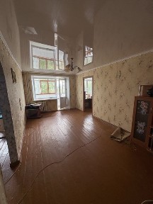 Продам двухкомнатную квартиру. Торг есть вас