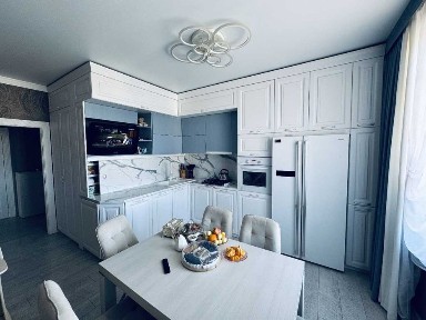 3-комн. квартира, 109.9 м², 9/10 этаж, Центр - Набережная (Ирина и К)