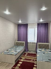 2бөлмелі пәтер тәулікке жалға беріледі магазин, көлге, остановка бәр
