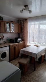 Продам 4-х комнатную квартиру по адресу пер. Мухтара Ауэзова