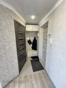 Продам 2 х ком квартиру