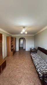 Срочно продается 3х комнатная квартира на 4 этаже ул. Казыбек би 114