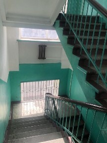 Продаю 2 комн. Квартиру болгарского типа