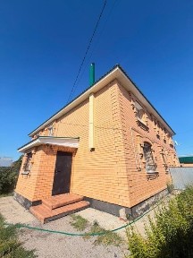 Сдаётся уютный двухэтажный коттедж на длительный срок