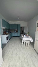 Продам 2 ком. квартиру на Батыс -2