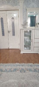 Продается квартира в 12 мкр под бизнес