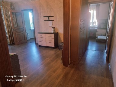 Продам 3-х комнатную квартиру