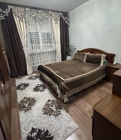 Продам 3 х комнатную квартиру с мебелью, в связи с переездом
