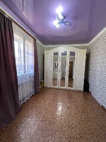 Продается частный 1 этажный дом в районе ГМЗ.