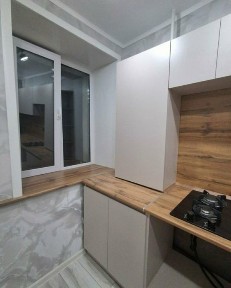 Продам 2 ком центр новой планировки