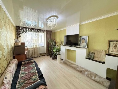 Продается квартира в 8 микрорайоне