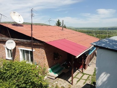 П Белоусовка Продам 1/2 особняка, кирпичный, 64 кв, 3 комнаты