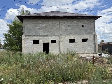 Продам коммерческое помещение, по плану должна была быть баня