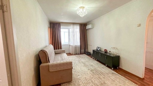 Продам 3 ком квартиру в центре города Еркебулан
