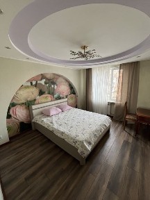 Сдам трехкомнатную квартиру