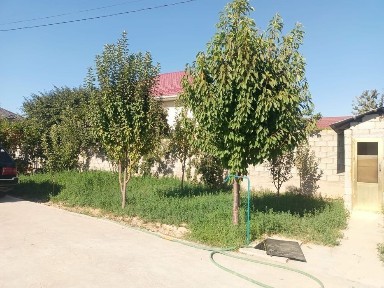 Үлкен үй ұзақ мерзімге жалға беріледі. Адрес: Нұртас мкр, Каусар 61