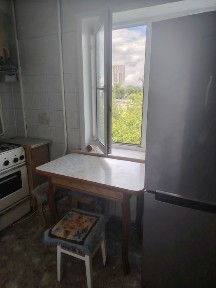 Продам 2 ком квартиру в районе Колхозного