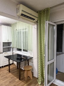 Продам двух комнатную квартиру