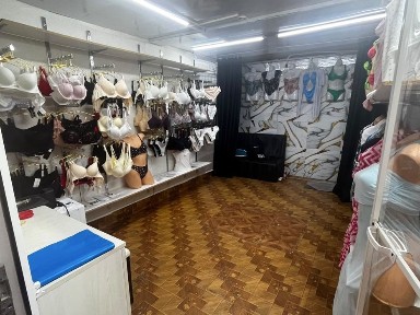 срочно продается бутик на базаре Жетысу