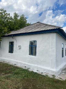 Продам дом в среднем состояни
