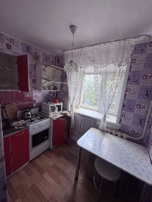Сдам 2 комн квартиру в центре