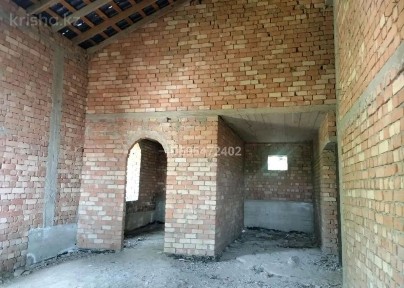 Алматы. Район Таужолы. От Жандосова верх 2 км. Горный, чистый воздух.