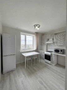 Продам 2 комнатную квартиру КСК 50 кв. новый дом