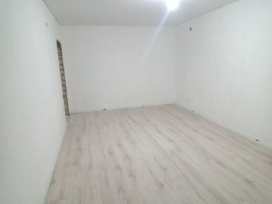 Срочно Продам 2ком. квартира
