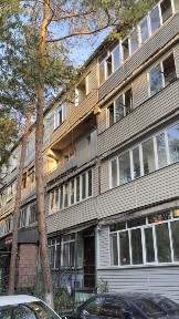 Продам квартиру на цокольном этаже. Тимирязева/Розыбакиева