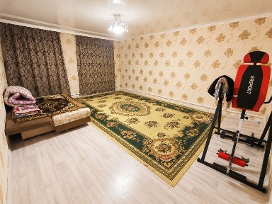 Заречный 1 районнан үй сатылады