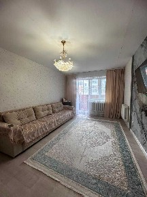 3 ком квартира район 12 школы, центр. газ