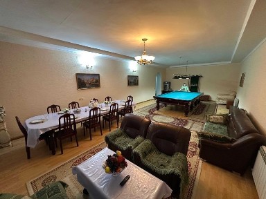 Продаётся КОММЕРЧЕСКИЙ КОМПЛЕКС - 450м² на участке 18,5соток. КОЖАНОВА