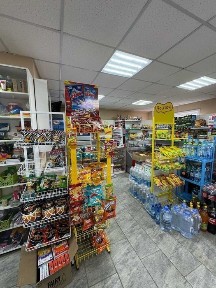 Продается коммерческая недвижимость, а именно продуктовый магазин цент