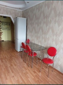 Продам одно 1 ком. квартиру 42 кв. м, дом 2014, потолок 3.5, теплая