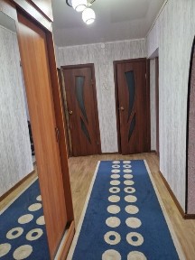 Продам трехкомнатную квартиру