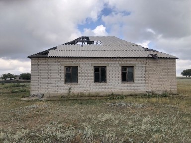 Продам дом на разбор, силикатный, стены-газоблок, обложенный силикатом